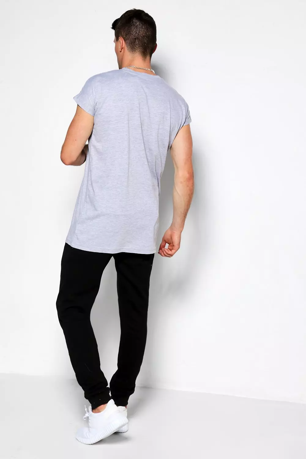 MAN Red Box Longline Cap Sleeved T-Shirt alternative image