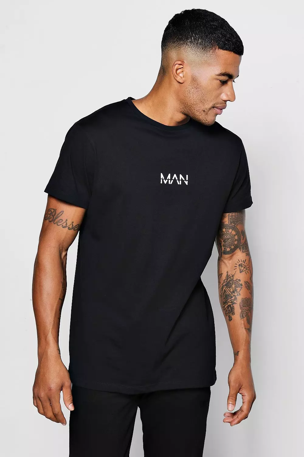 T-Shirt mit originalem Man-Logo alternatives Bild