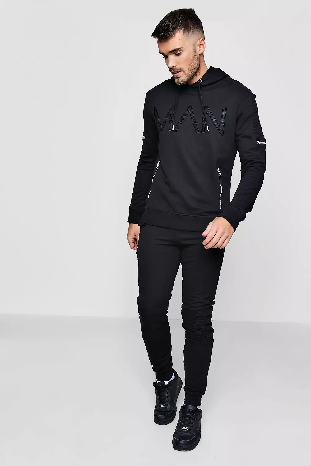 Skinny Fit Man Tracksuit alternative image
