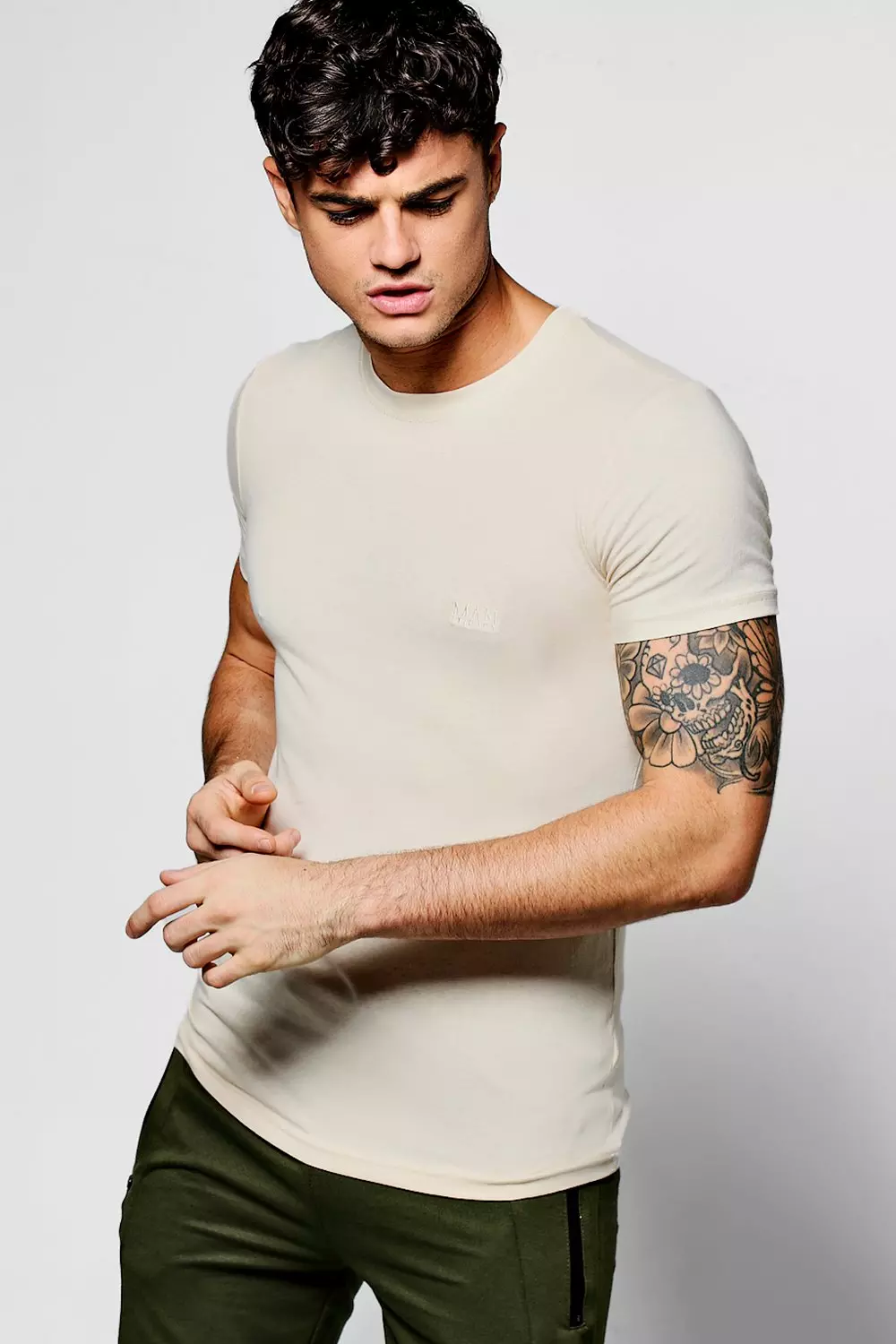 Sand Short Sleeve MAN Muscle Fit T-Shirt alternatieve afbeelding