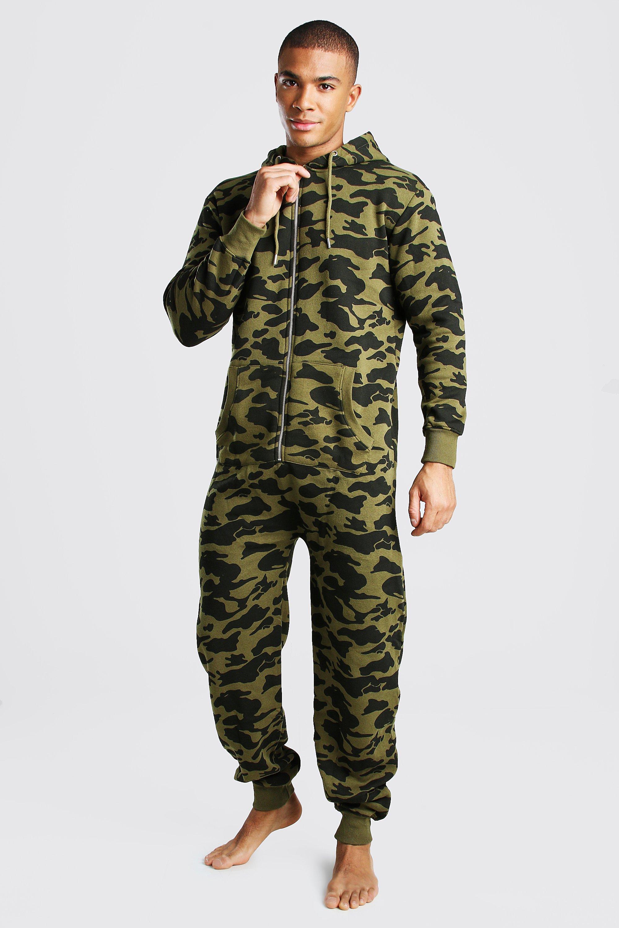 Blauwe plek constante uitspraak Camo Onesie | boohooMAN