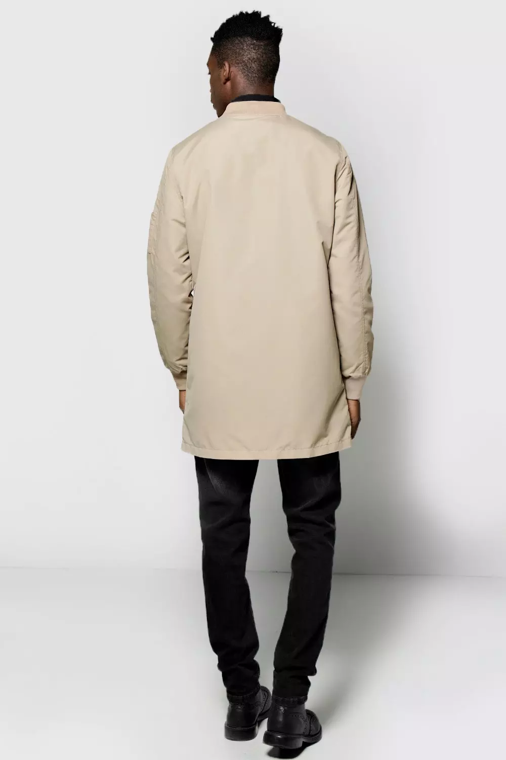 Lang geschnittene MA1-Bomberjacke alternatives Bild