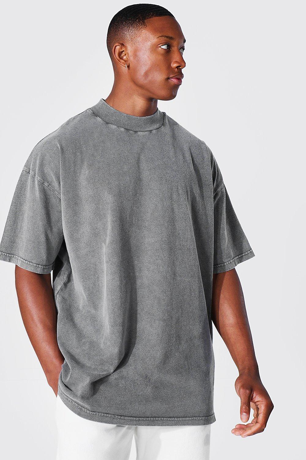 boohooMAN Men's Oversized Extended Neck Graphic T-Shirt