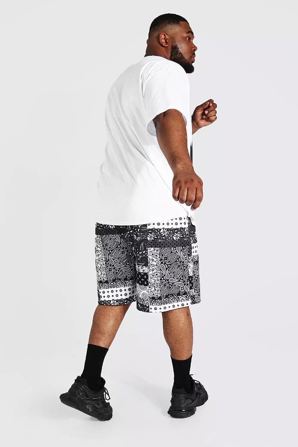 White Plus Size Tupac License T-shirt alternative image