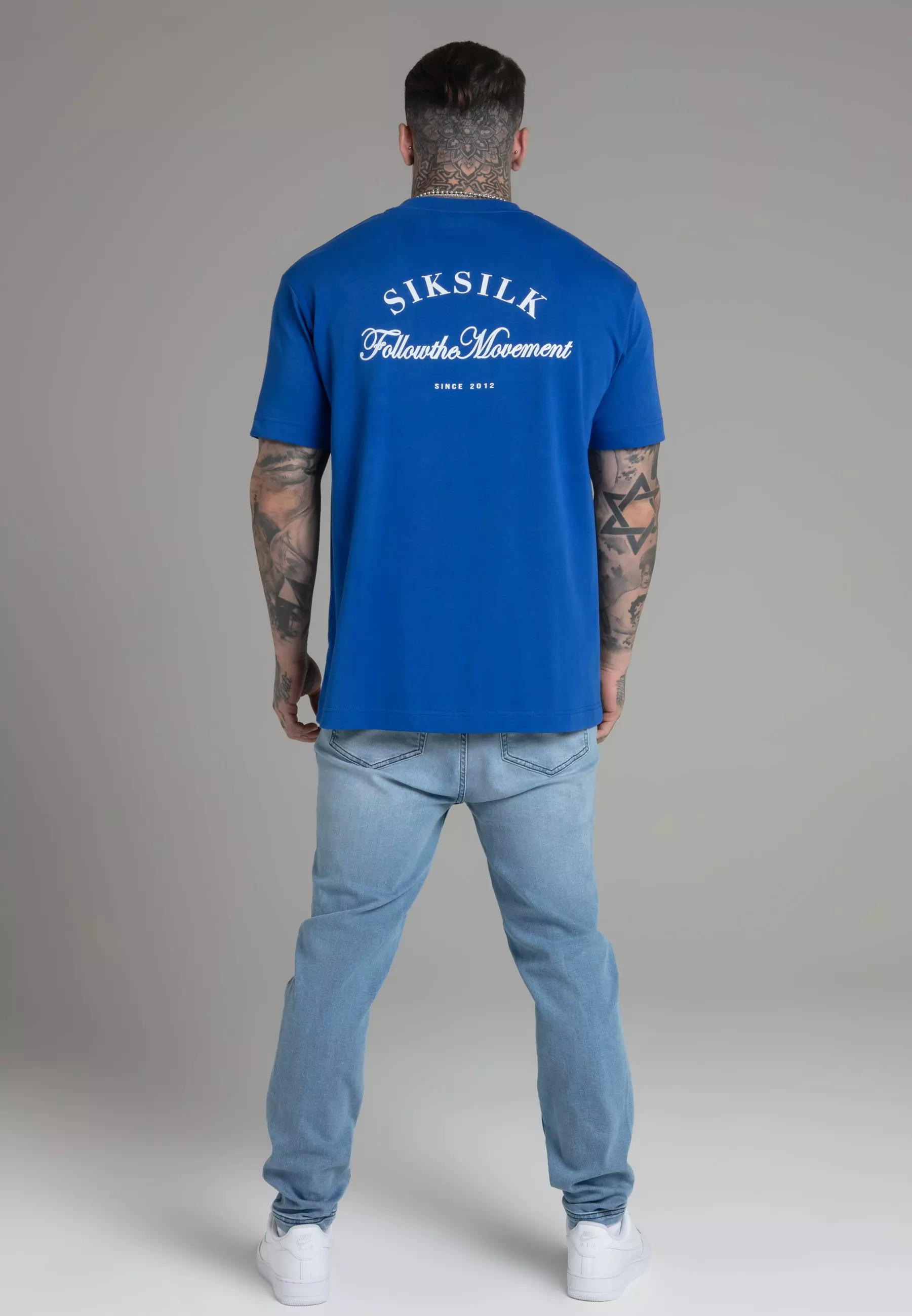 Blue Graphic T-Shirt alternative image