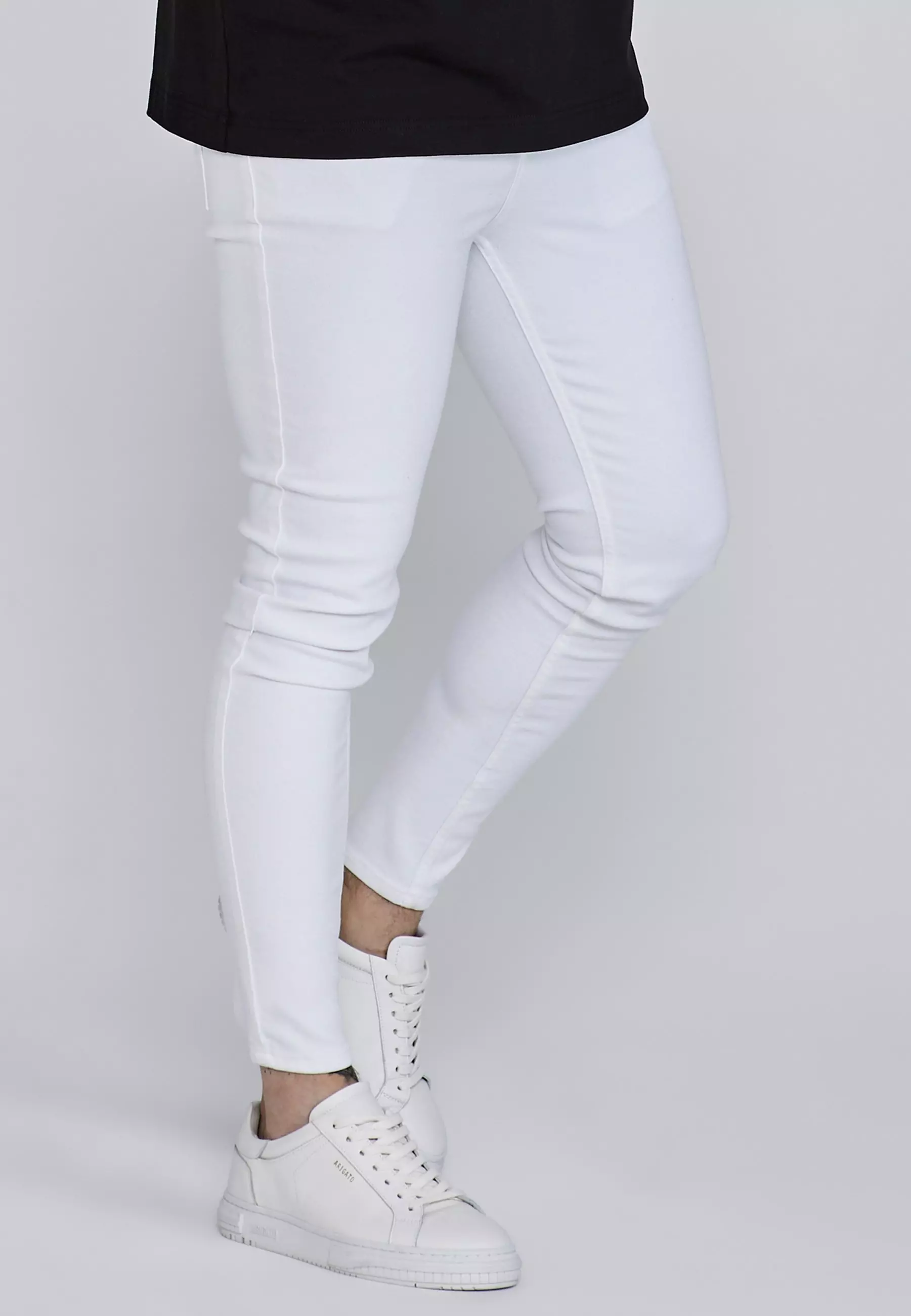 White Skinny Jeans alternative image