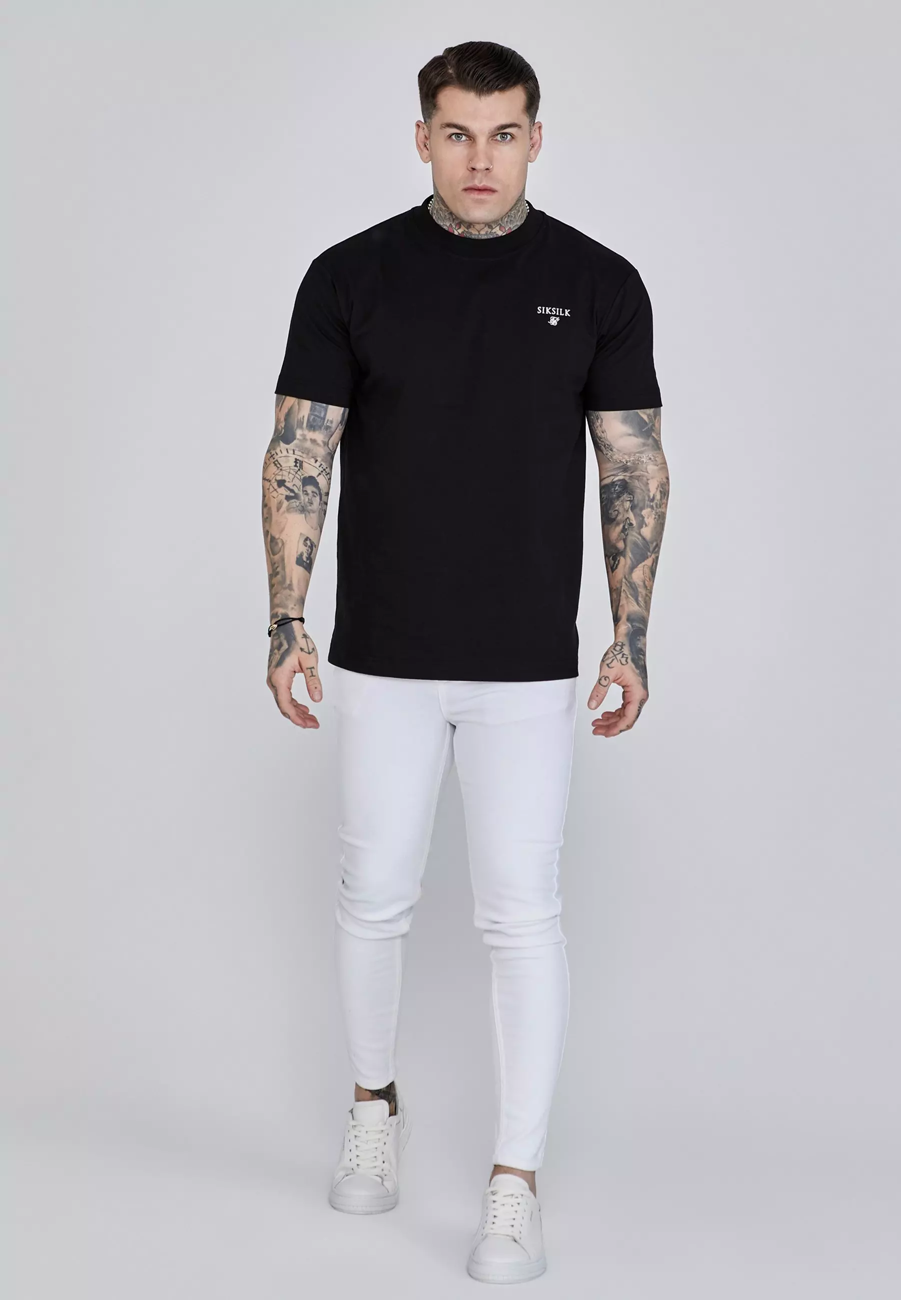 White Skinny Jeans alternative image