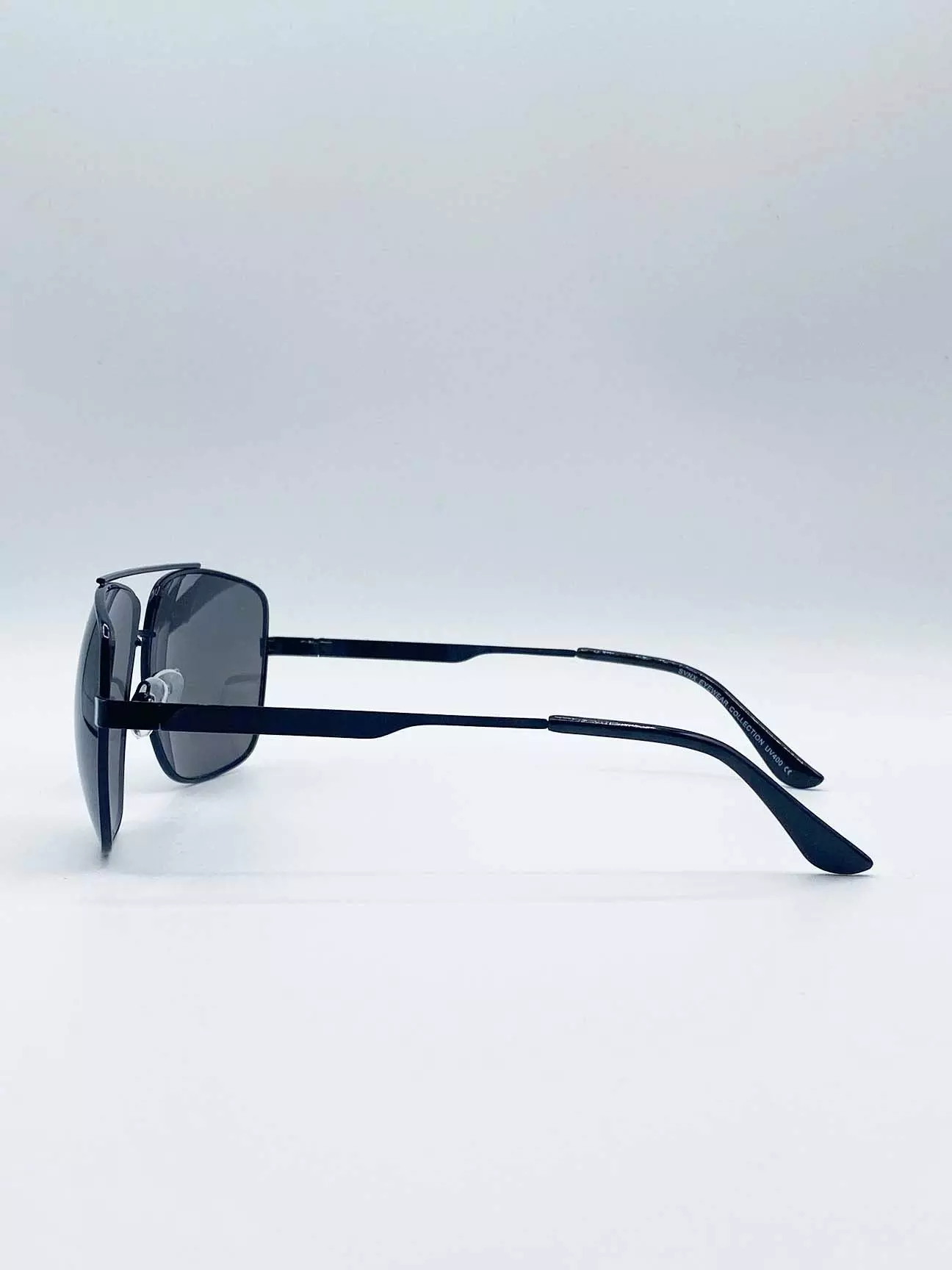 Square Sunglasses In Black alternative image