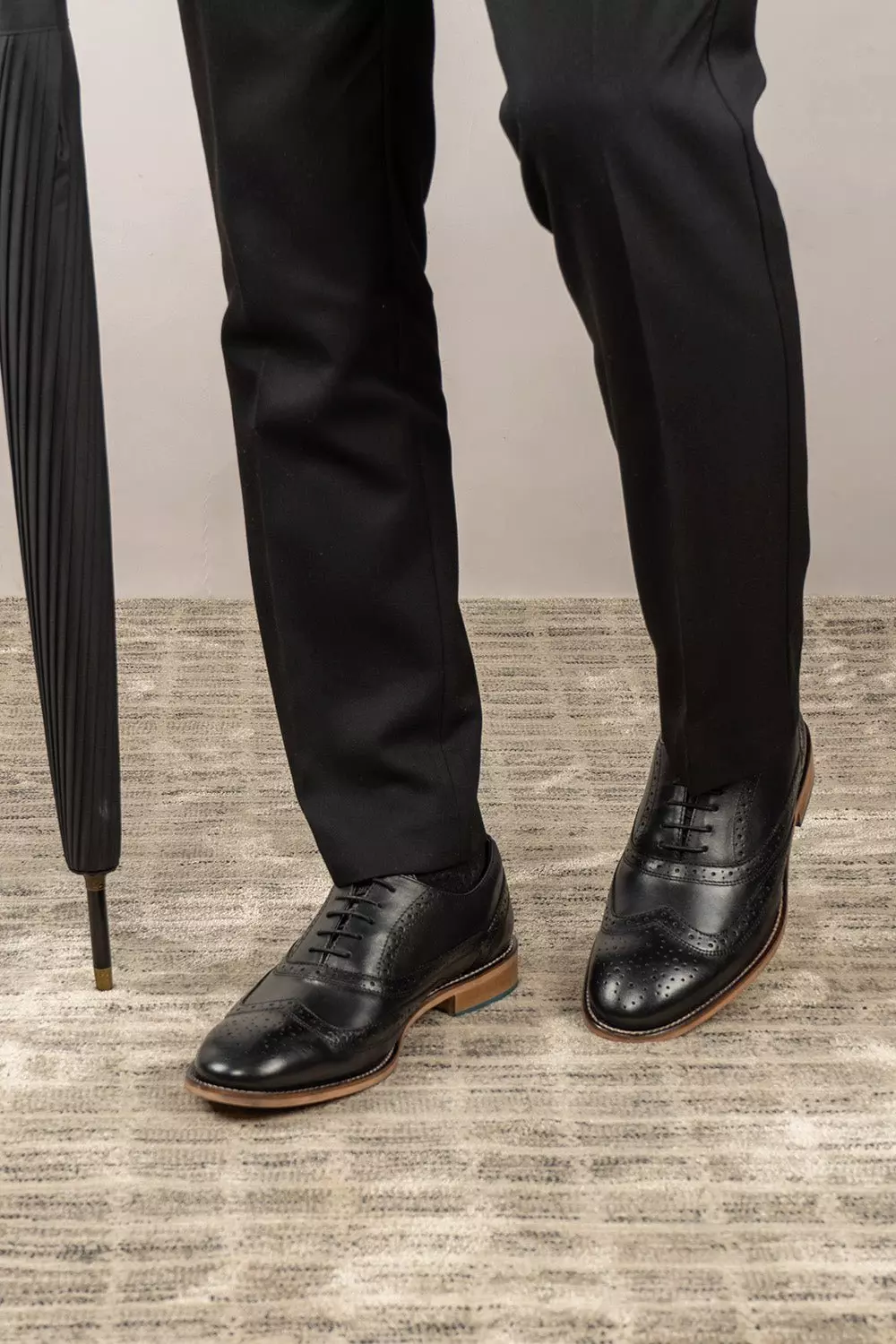 Winston Leather Oxford Brogue alternative image