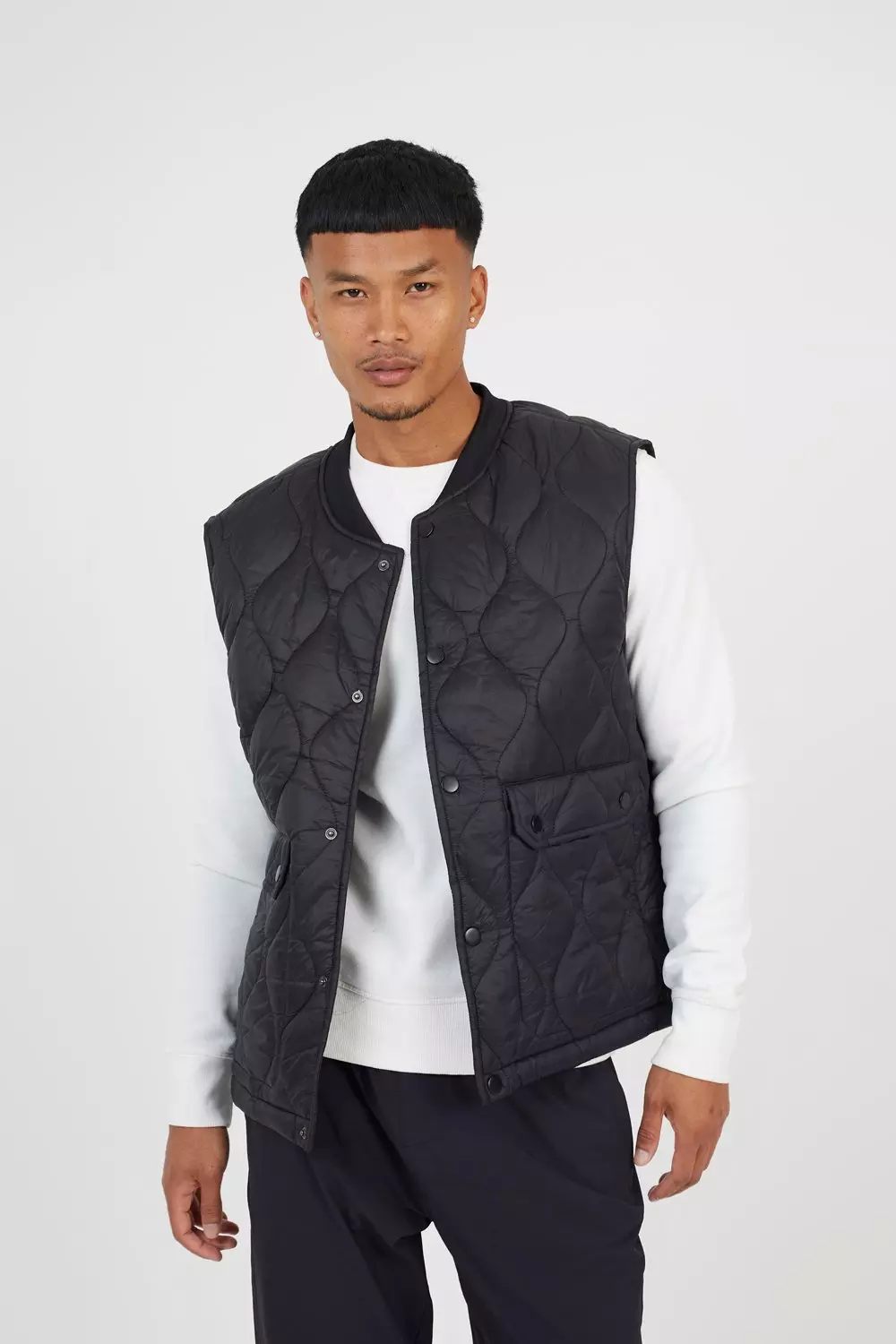 Onion Quilted Gilet alternative image