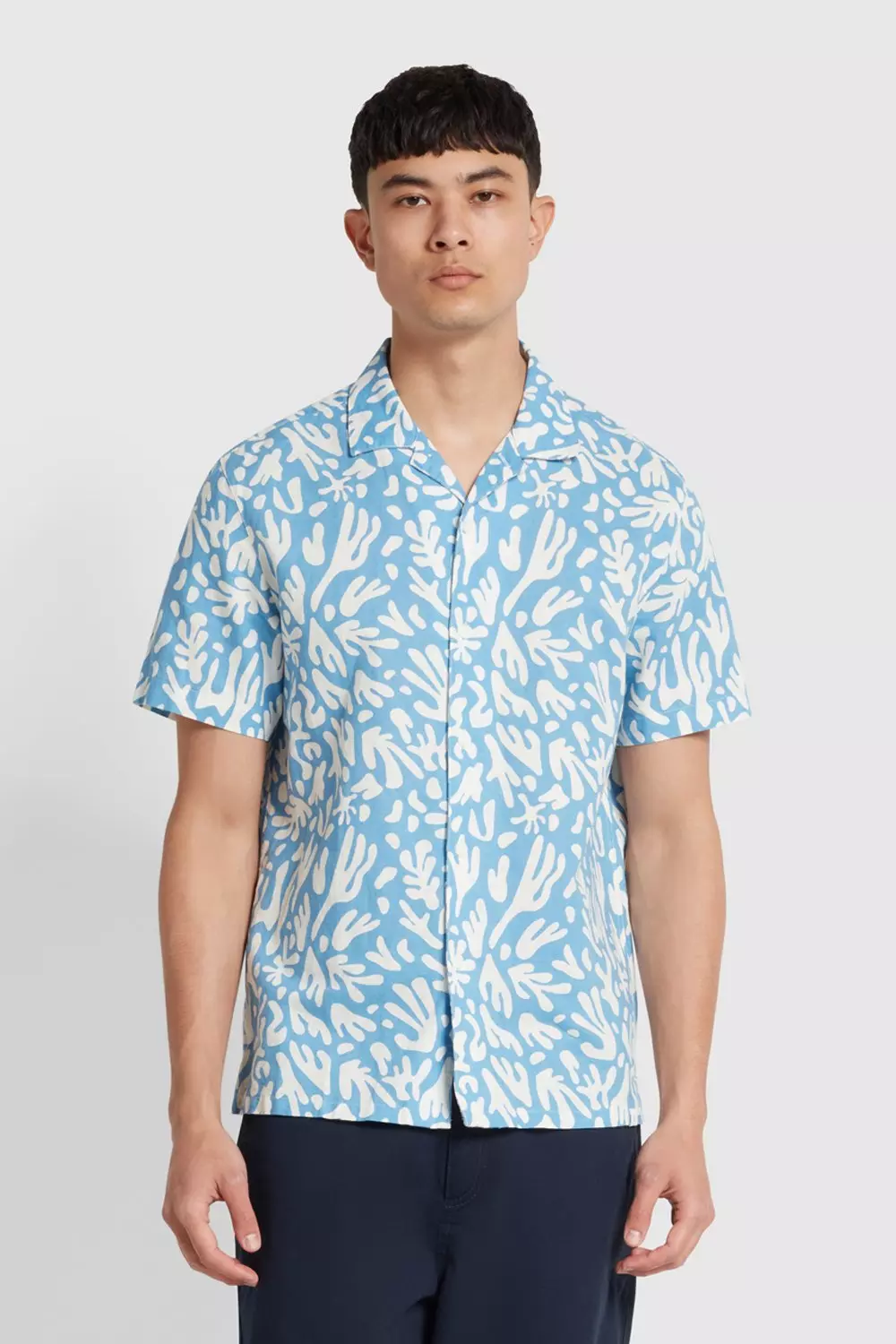 Saunders Short Sleeve Revere Shirt Blue alternative image